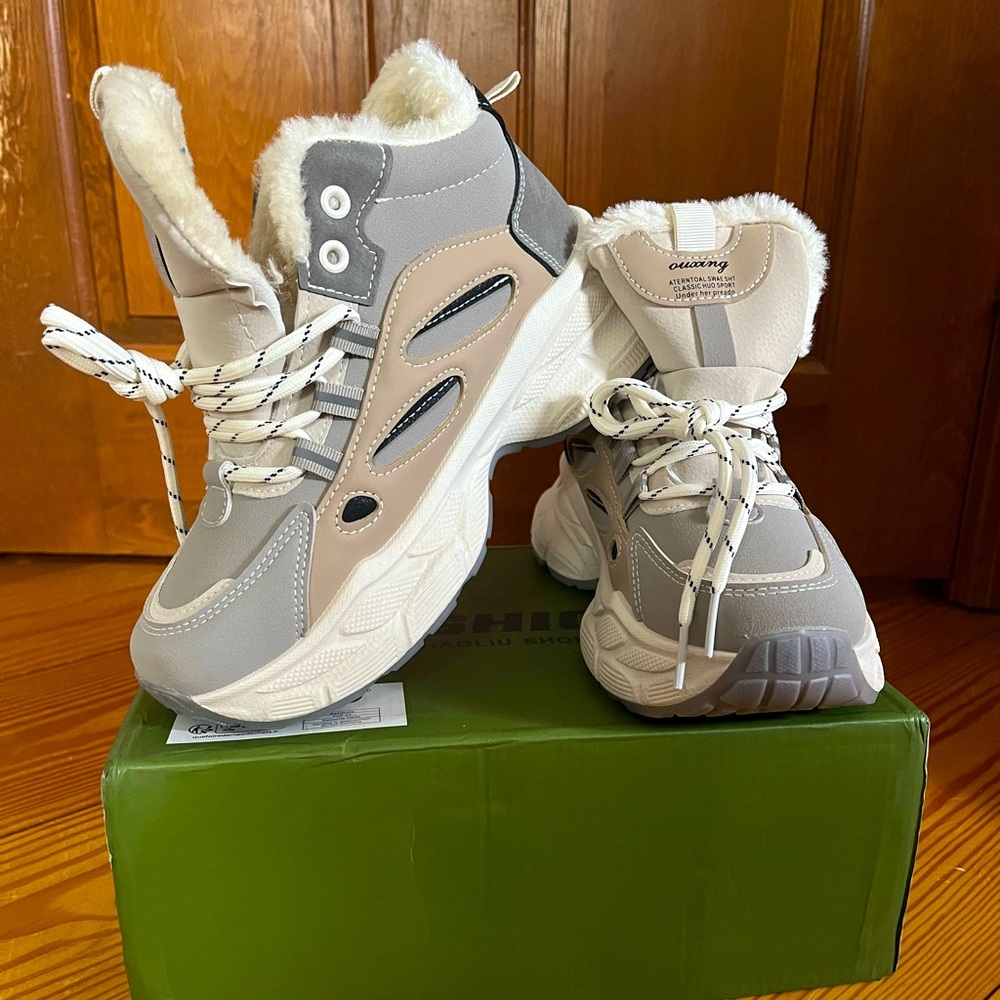Shein High Top Plush Sneakers, 39 (US 7.5)